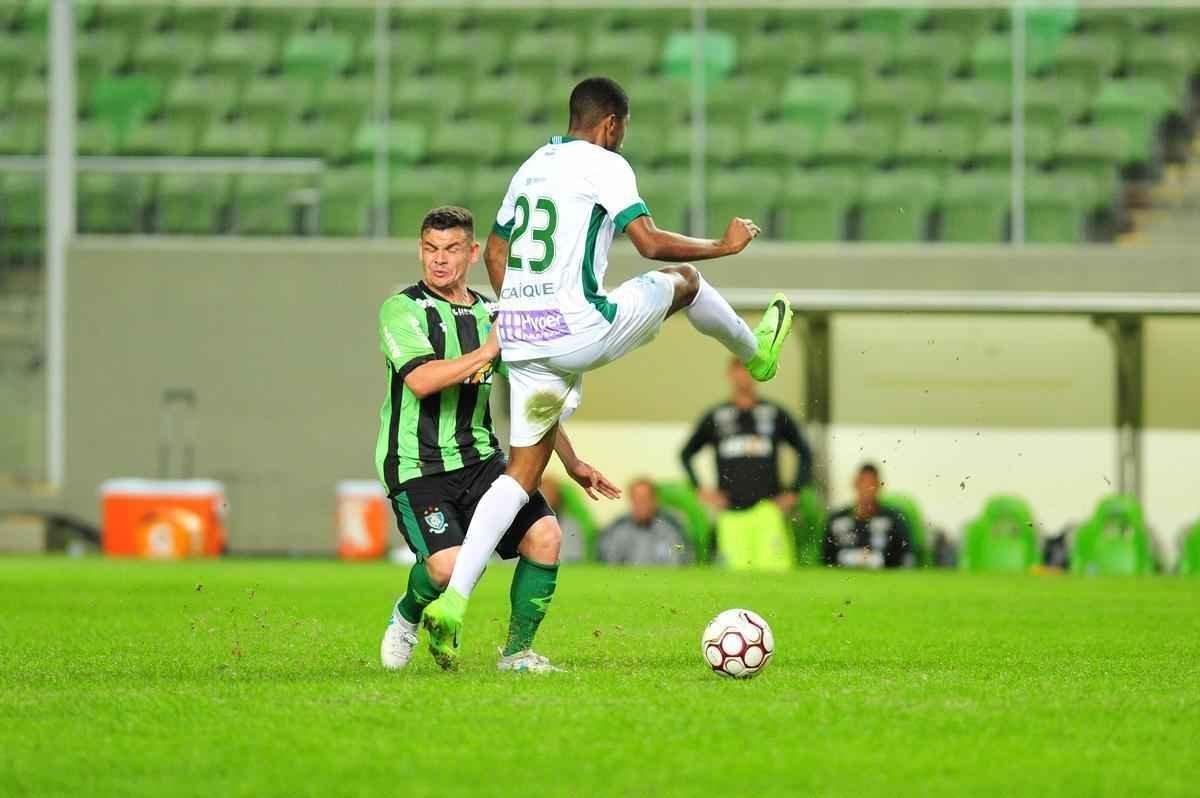 Amrica e Guarani se enfrentaram, no Horto, pela 14 rodada da Srie B do Campeonato Brasileiro