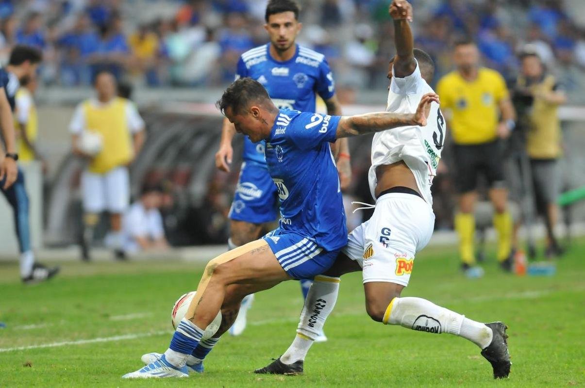 Fotos da partida entre Cruzeiro e Novorizontino, neste domingo (17), no Mineiro, em Belo Horizonte. Jogo  vlido pela 18 rodada da Srie B do Campeonato Brasileiro.