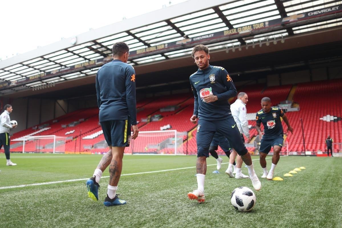 Veja imagens do último treino do Brasil antes do amistoso contra a Croácia
