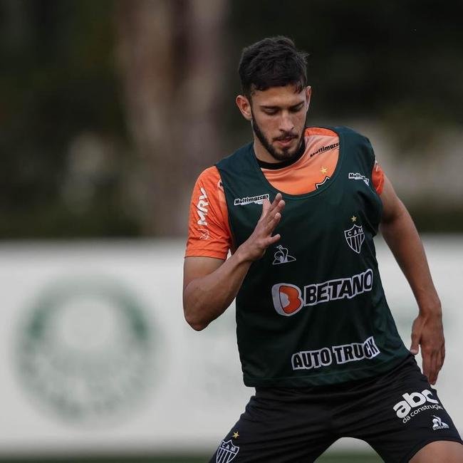 Cuca orientou atividade no CT do Palmeiras, na Barra Funda, em So Paulo 