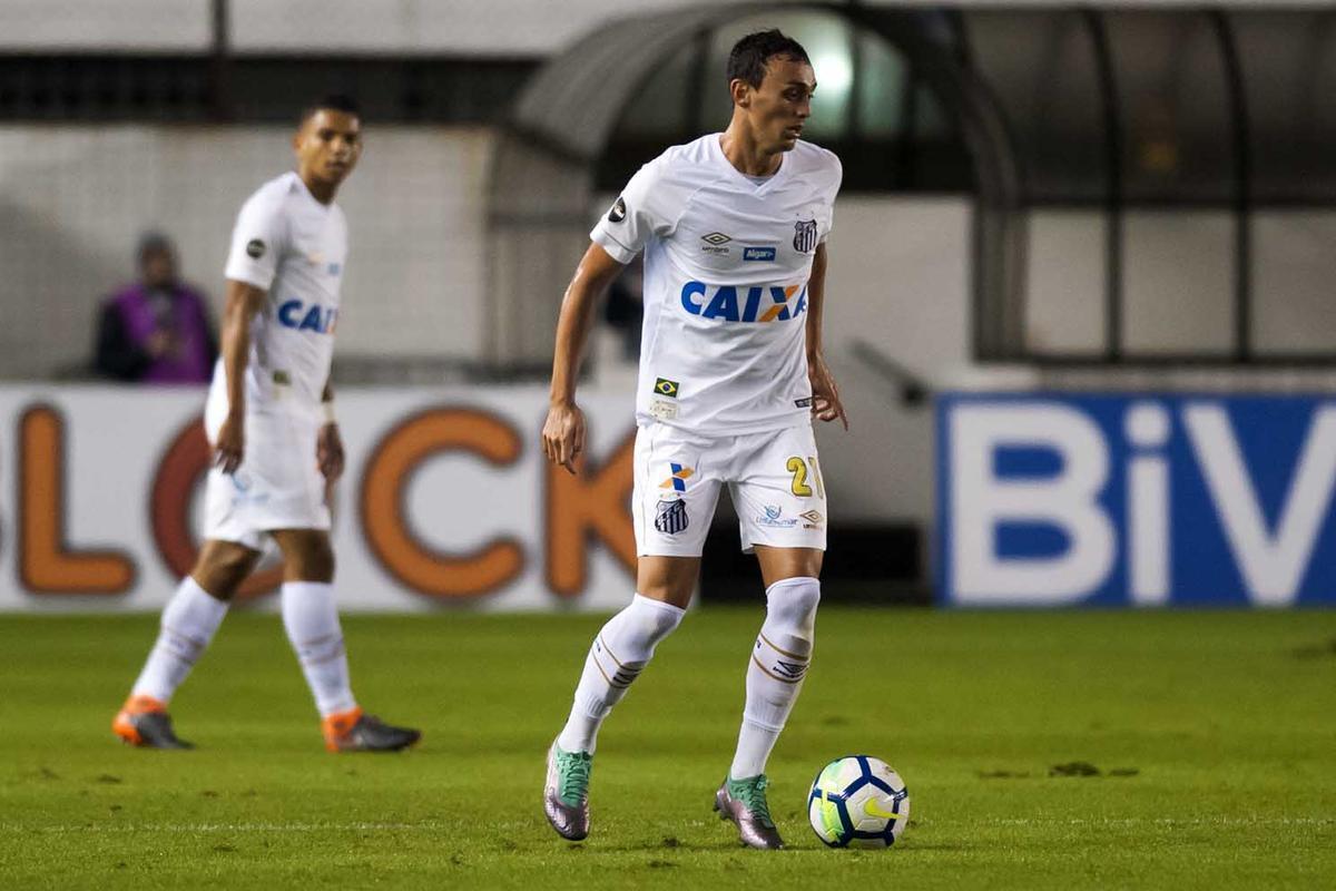 Fotos do jogo entre Santos e Cruzeiro, na Vila Belmiro, pelas quartas de final da Copa do Brasil