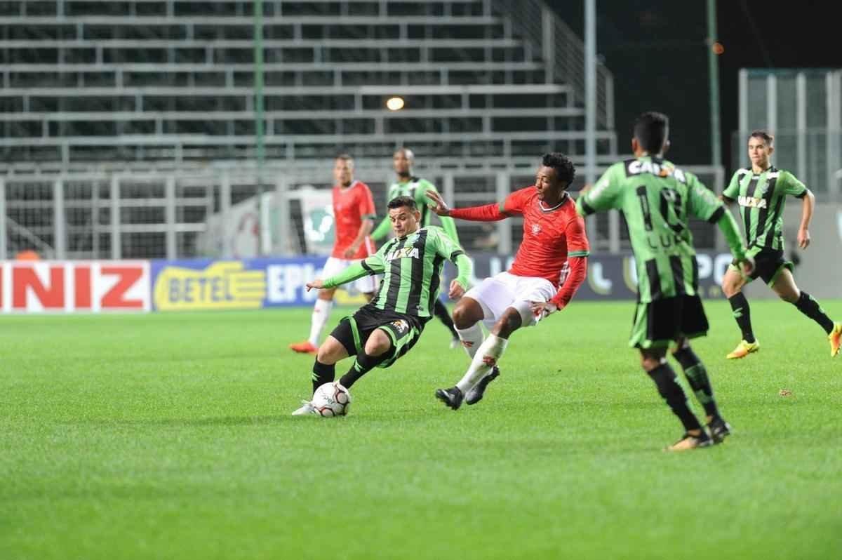 Amrica e Boa Esporte se enfrentaram no Independncia, pela 13 rodada da Srie B do Campeonato Brasileiro