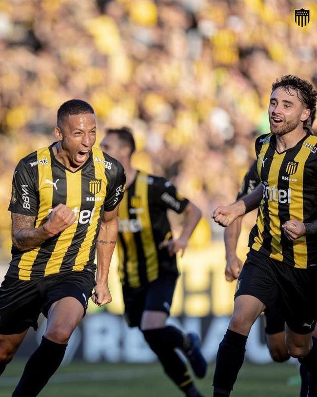 12� - Pe�arol (Uruguai) - R$ 127,6 milh�es