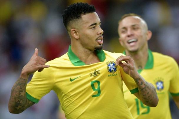 Gabriel Jesus recolocou o Brasil em vantagem na final da Copa América: 2 a 1