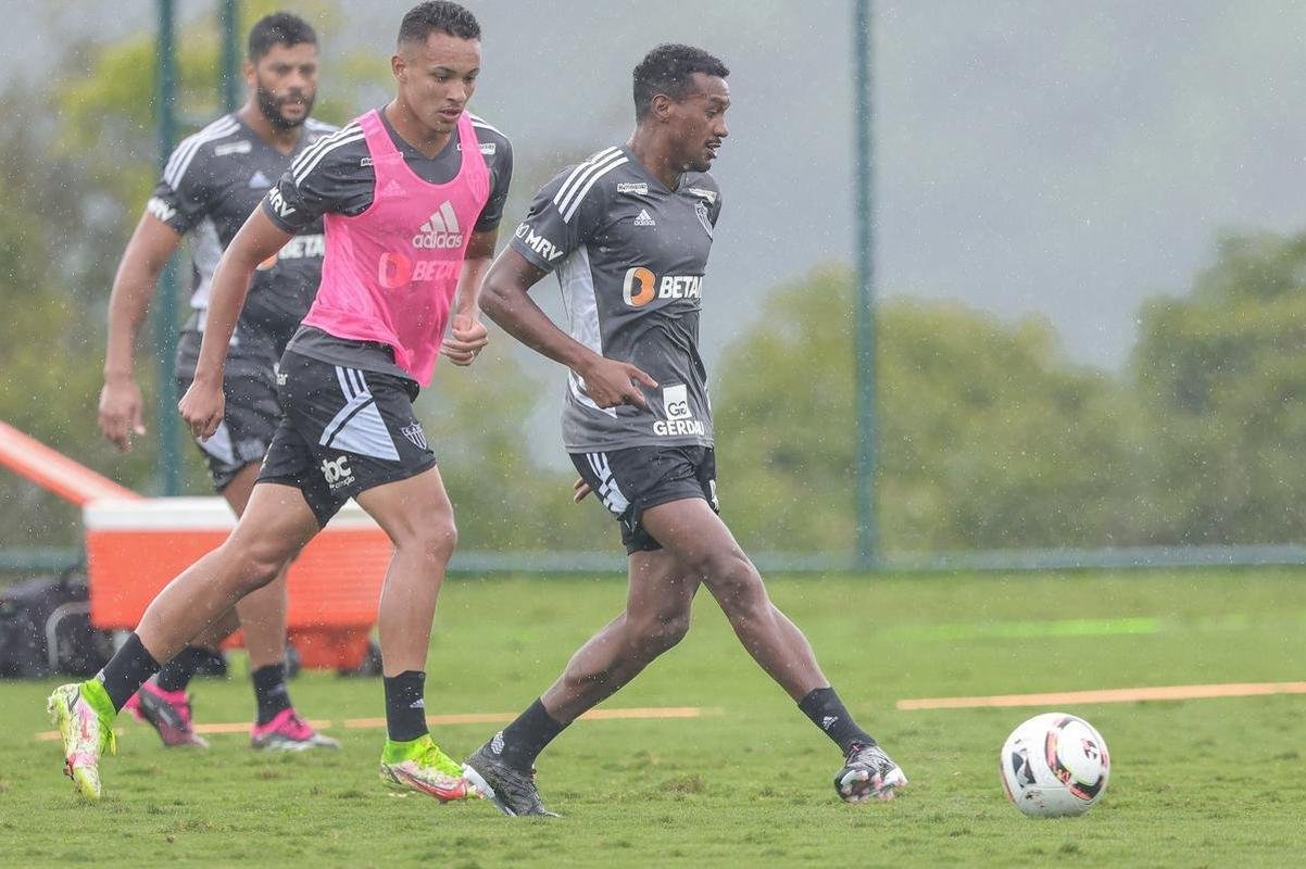 Treino do Atltico na Cidade do Galo, na manh desta tera-feira (24/1).