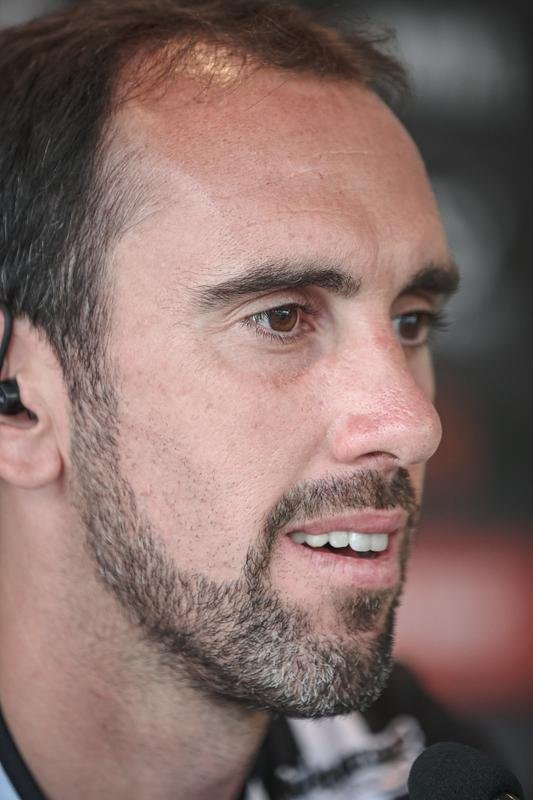 Nesta sexta-feira (21), o experiente zagueiro uruguaio Diego Godn, de 35 anos, foi oficialmente apresentado como reforo do Atltico para 2022. Na Cidade do Galo, em Vespasiano, o atleta concedeu entrevista coletiva para jornalistas e projetou mais um ano vitorioso para o clube mineiro.