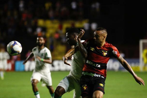 Na Ilha do Retiro, o Sport recebeu o América-MG para tentar buscar sua terceira vitória consecutiva