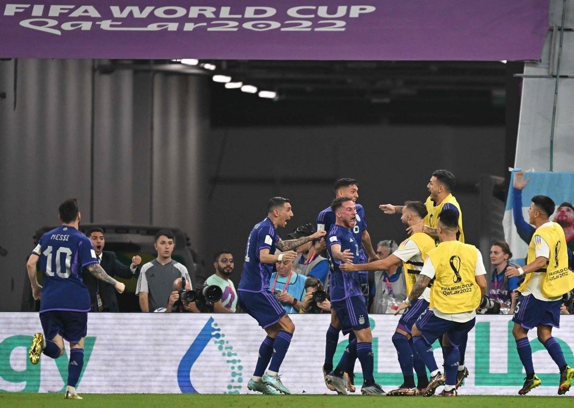 Alexis Mac Allister marcou o primeiro gol da Argentina sobre a Polnia no Estdio 974, em duelo pelo Grupo C da Copa do Mundo