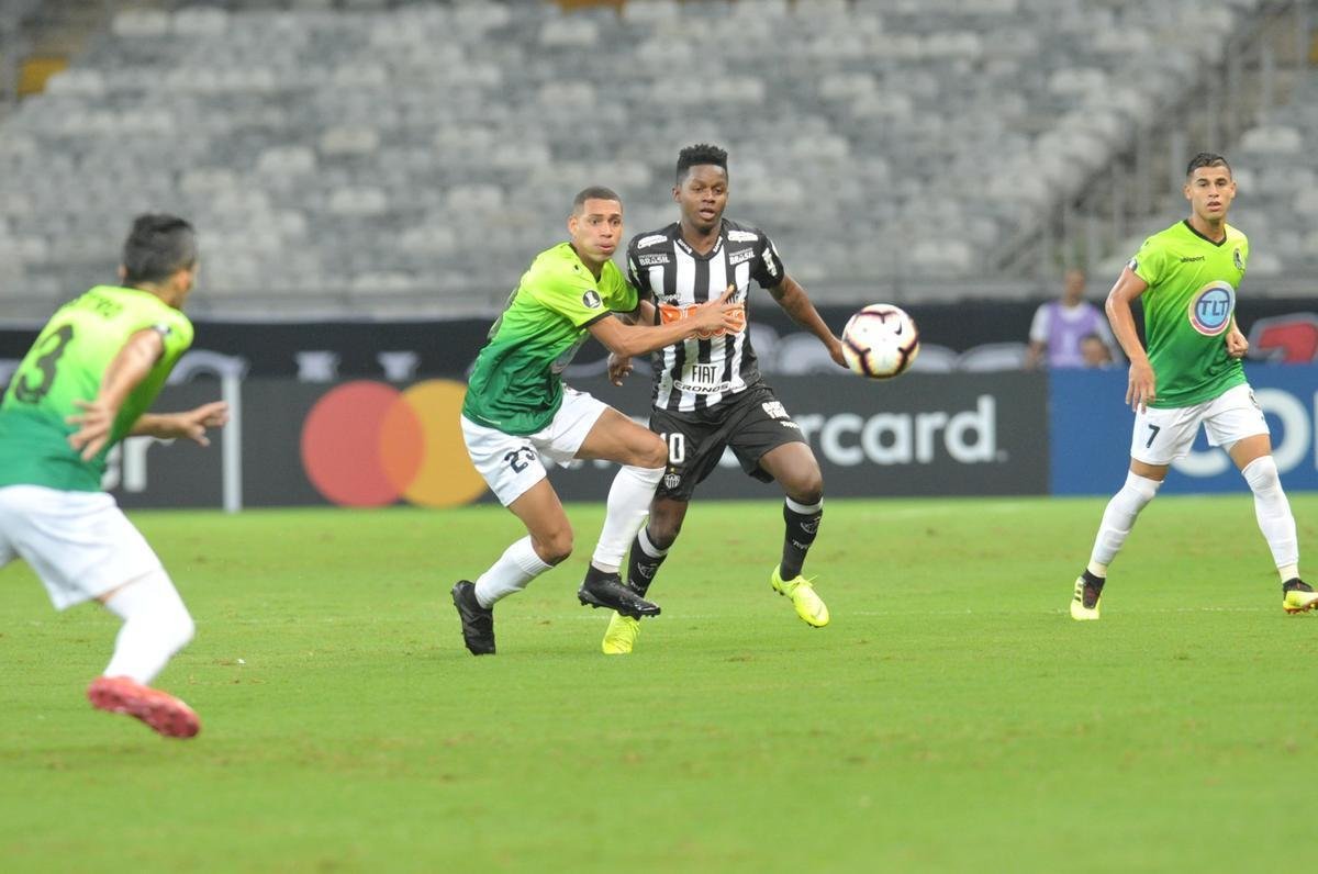 Veja fotos da partida entre Atltico e Zamora, no Mineiro