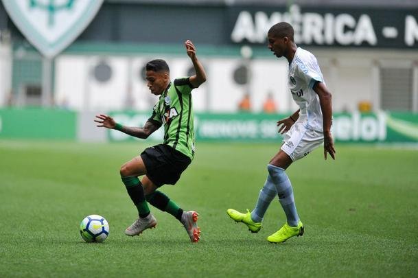 Fotos de América x Grêmio, neste sábado (20/10), no Independência, pela 30ª rodada do Campeonato Brasileiro