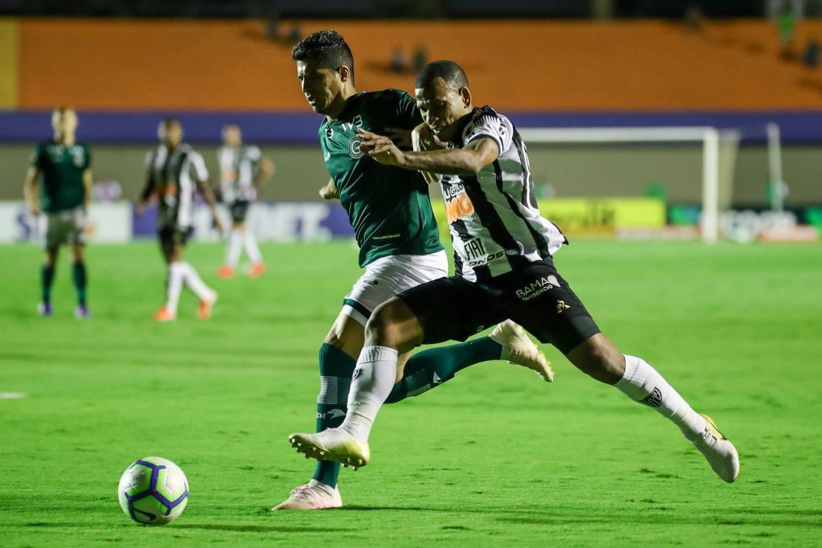 Fotos do duelo entre Gois e Atltico, no Serra Dourada, em Goinia, pela 12 rodada do Brasileiro