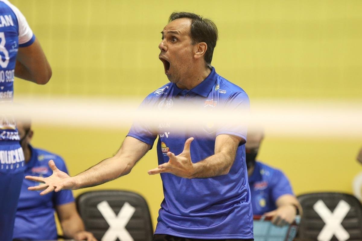 Taubat venceu o Minas por 3 a 2 no primeiro jogo da final da Superliga Masculina