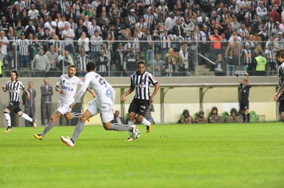 Atltico e Santos se enfrentaram, no Independncia, pela 13 rodada do Campeonato Brasileiro