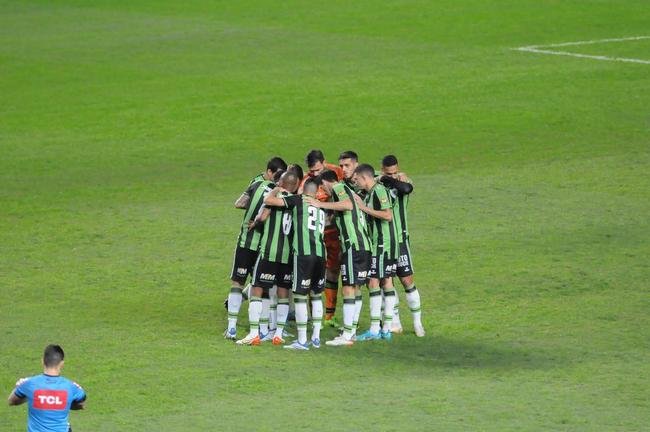 Amrica e Gois se enfrentaram no Independncia, pela 15 rodada da Srie A do Campeonato Brasileiro