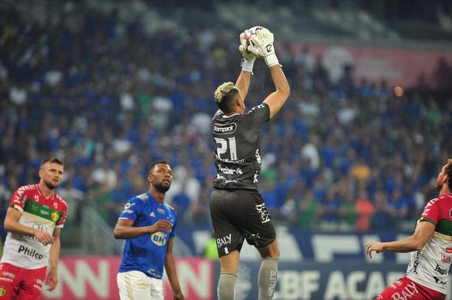 Fotos da partida entre Cruzeiro e Brusque, no Mineiro, em BH, pela 35 rodada da Srie B do Brasileiro