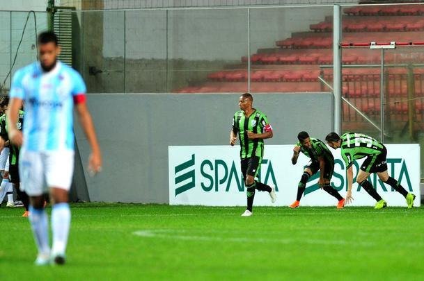 Amrica x Londrina: veja fotos do jogo
