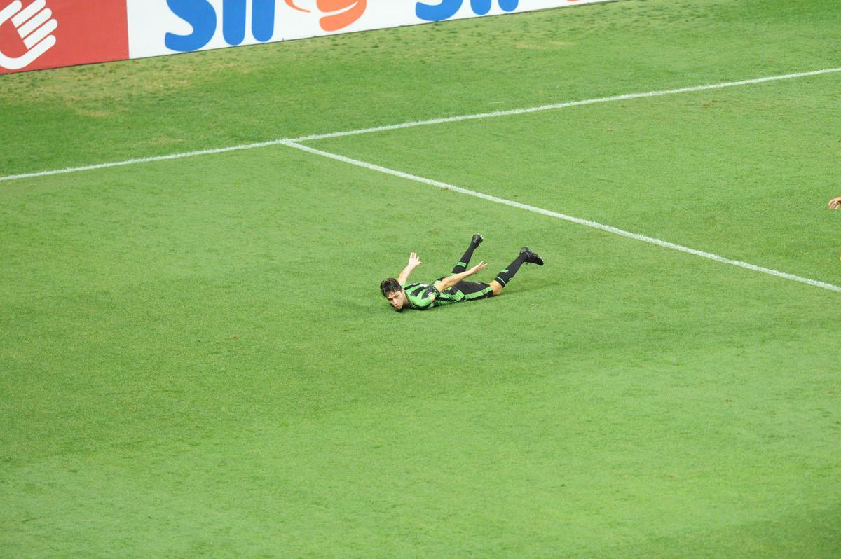 Fotos do duelo entre Amrica e Ponte Preta, no Independncia, em Belo Horizonte, em jogo de volta da quarta fase da Copa do Brasil