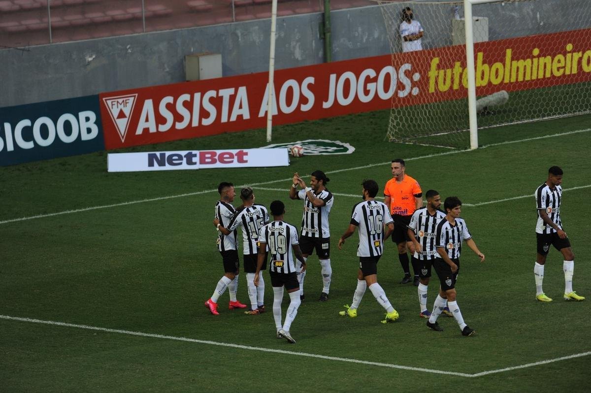 Fotos da vitria do Atltico sobre o Patrocinense, por 3 a 1, no Independncia, em Belo Horizonte, pela quarta rodada do Campeonato Mineiro. Mando foi do clube do interior, que no pde realizar a partida em Patrocnio devido ao elevado nmero de casos de COVID-19 na cidade.