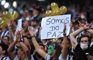 Fotos da torcida do Galo no Mineiro durante a semifinal da Copa Libertadores entre Atltico e Palmeiras (Alexandre Guzanshe/EM/DAPress 28/9/2021)