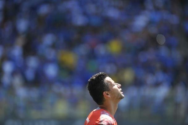 Lances da partida entre Cruzeiro e Grmio, no Independncia, pela 18 rodada do Campeonato Brasileiro