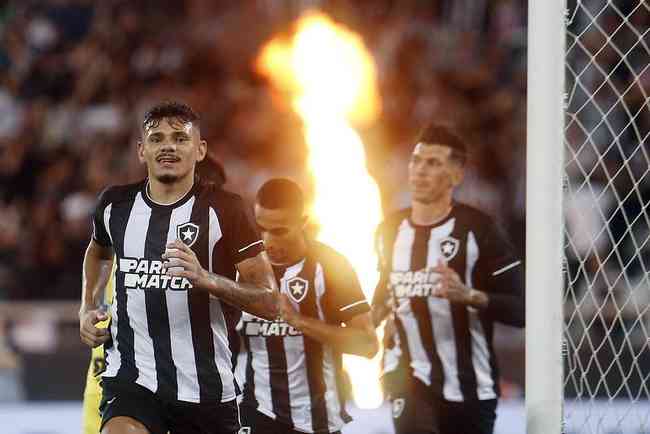 Tiquinho Soares  o artilheiro do Botafogo no Campeonato Brasileiro