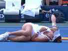 Luisa Stefani se lesiona no primeiro set e abandona semifinal do US Open