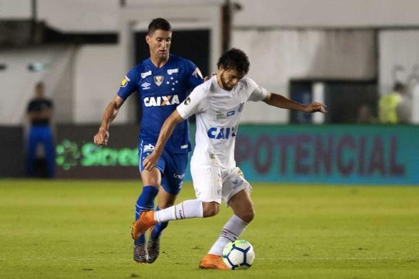 Fotos do jogo entre Santos e Cruzeiro, na Vila Belmiro, pelas quartas de final da Copa do Brasil