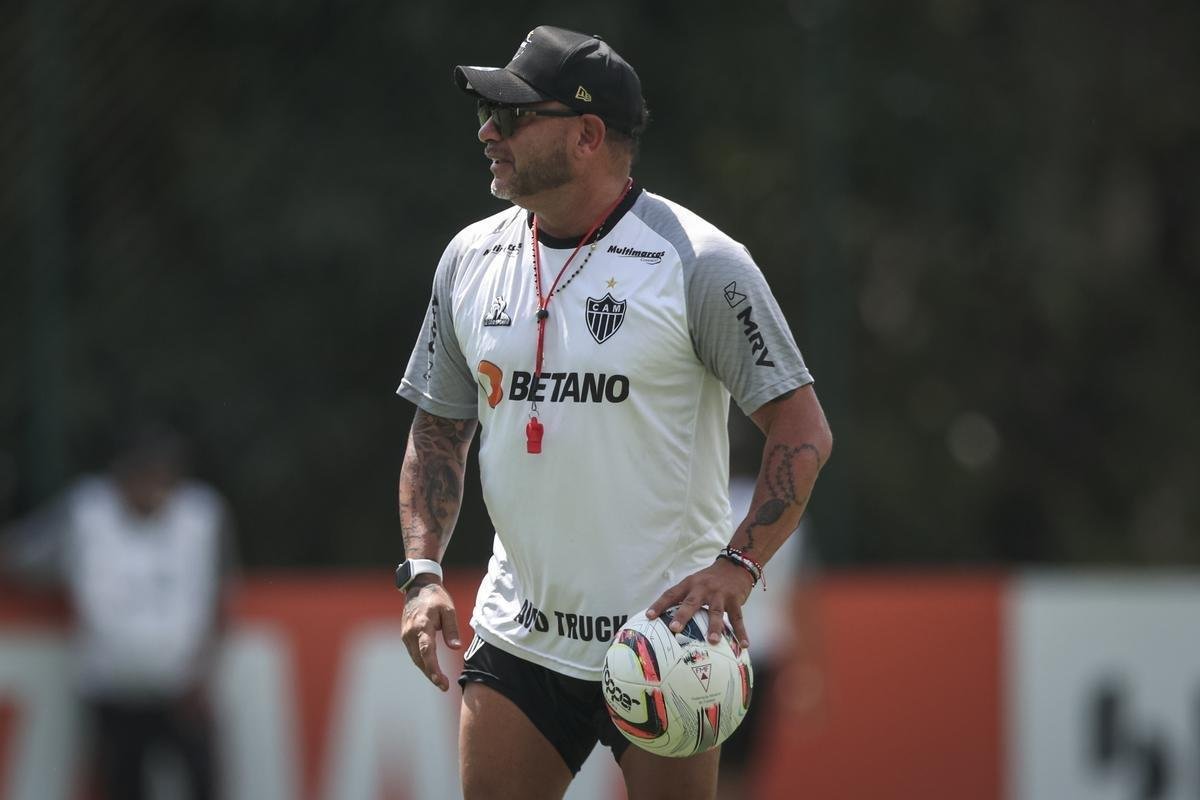 Fotos do treino do Atltico nesta quinta-feira na Cidade do Galo
