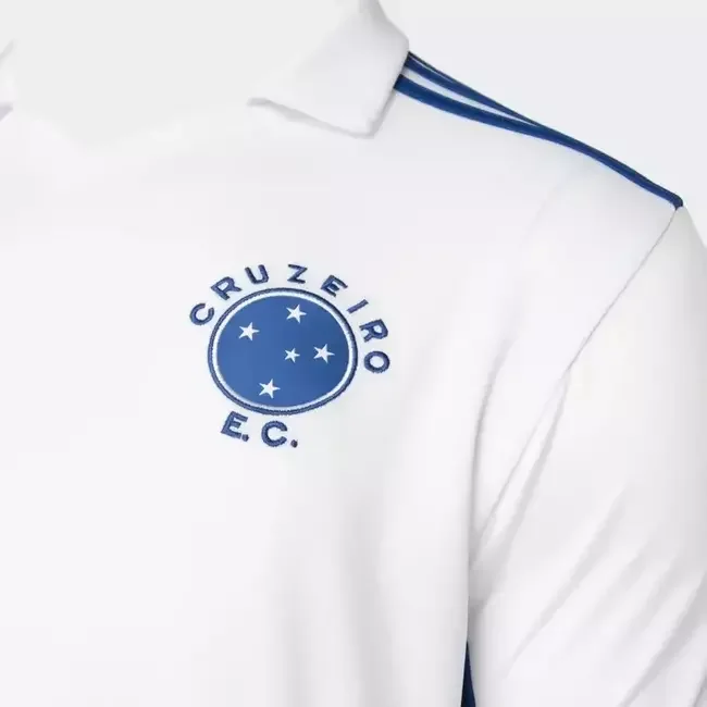Nova camisa branca do Cruzeiro