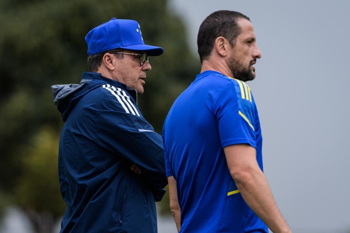 Fotos do treino do Cruzeiro desta segunda-feira (18/10)