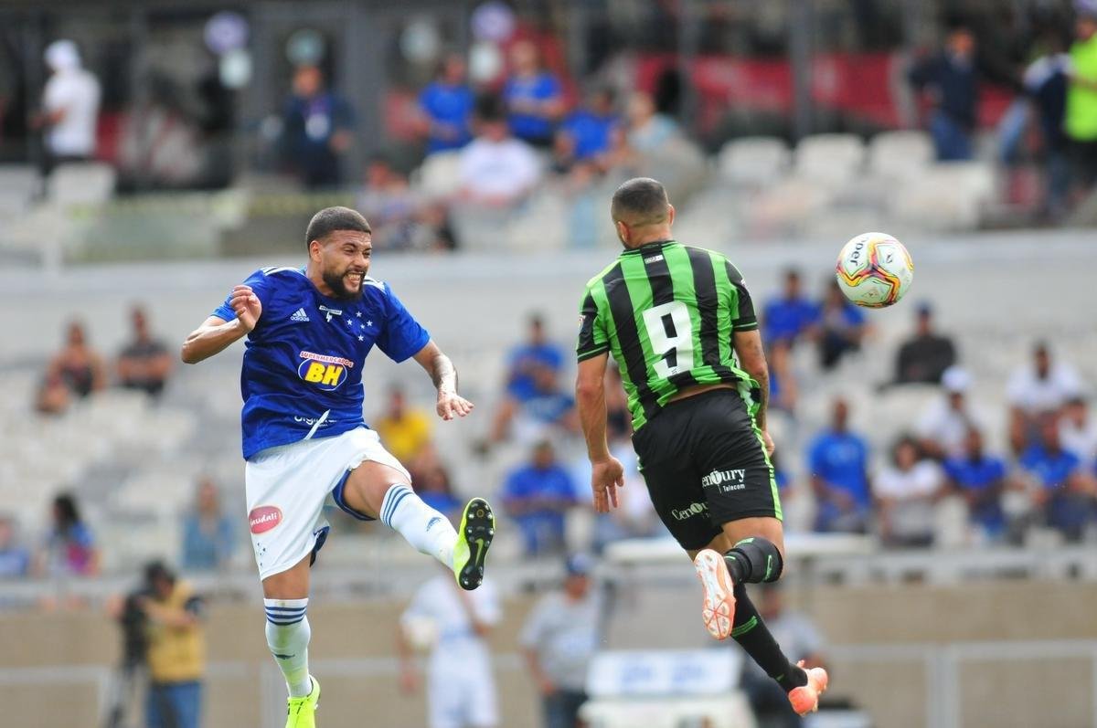 Cruzeiro e Amrica se enfrentaram em clssico pela 5 rodada do Campeonato Mineiro