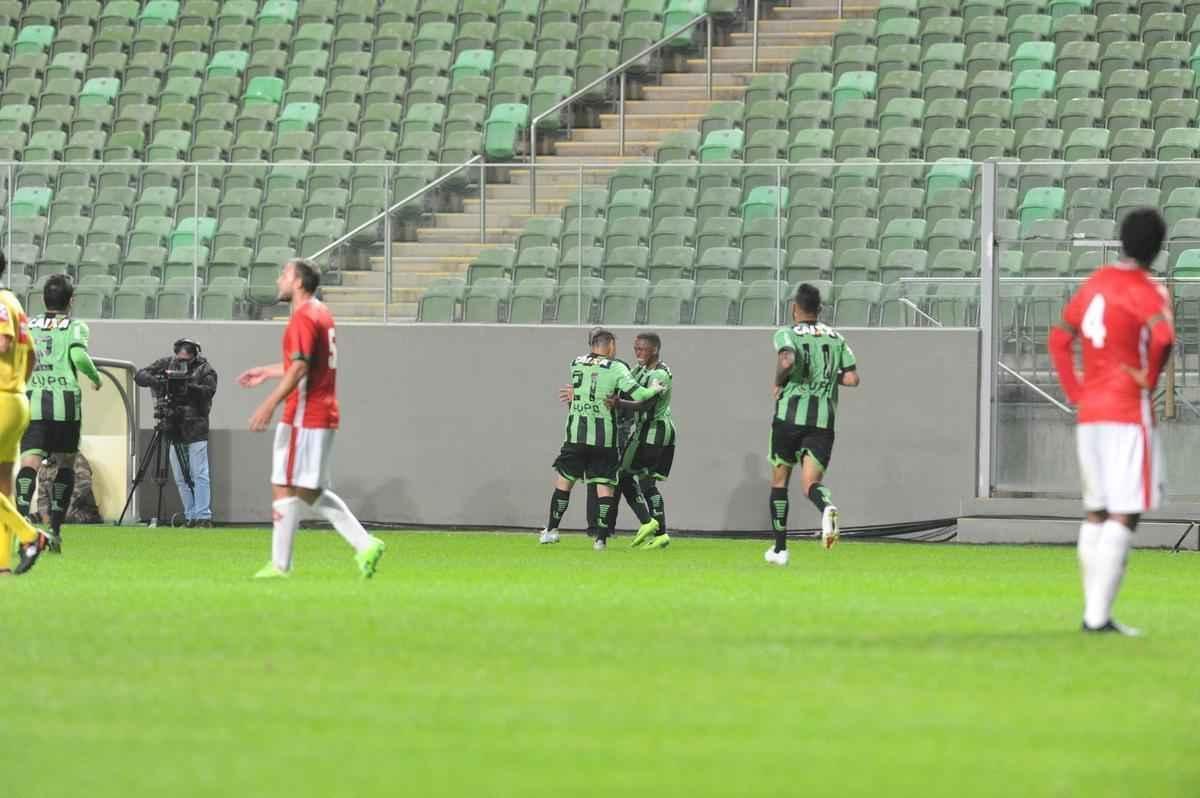 Amrica e Boa Esporte se enfrentaram no Independncia, pela 13 rodada da Srie B do Campeonato Brasileiro