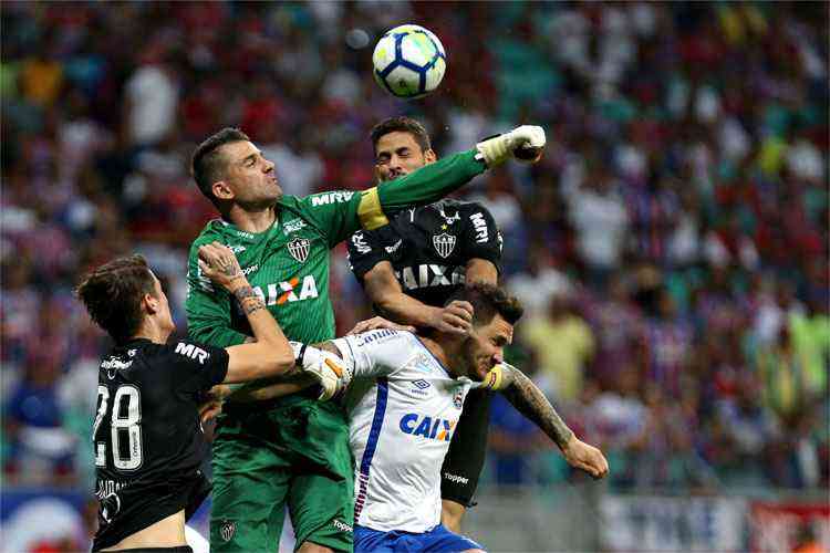 Com gol no apagar das luzes, Pelotas bate o São Paulo na Boca do