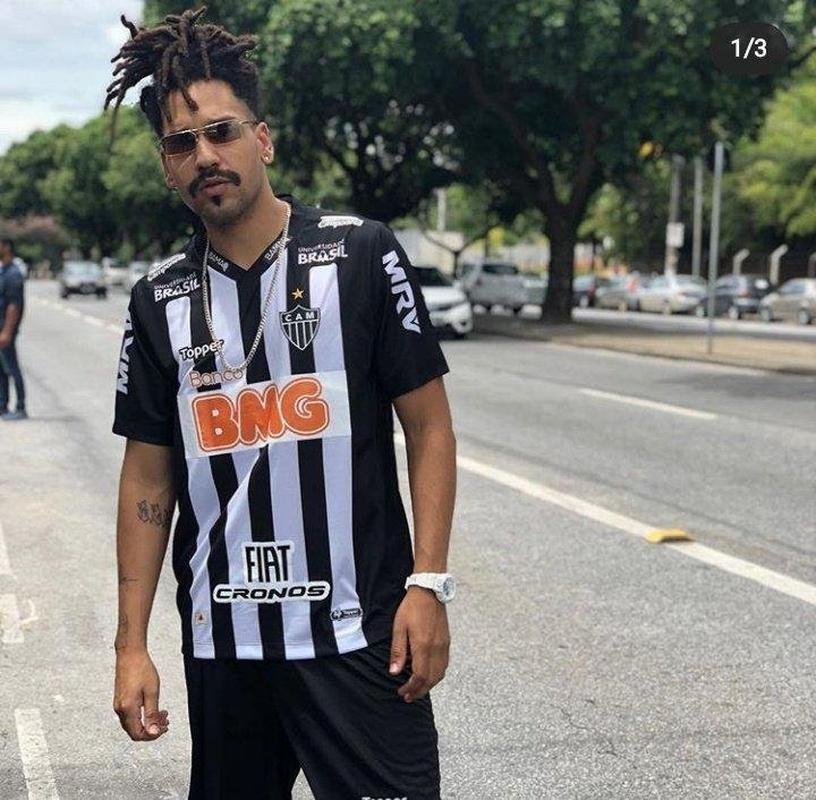 O rapper Froid tambm  atleticano. Ele canta o seguinte trecho em uma msica sobre o clube mineiro: 'O meu pivete j torce pro Galo. O filho do meu pivete vai torcer pro Galo'.