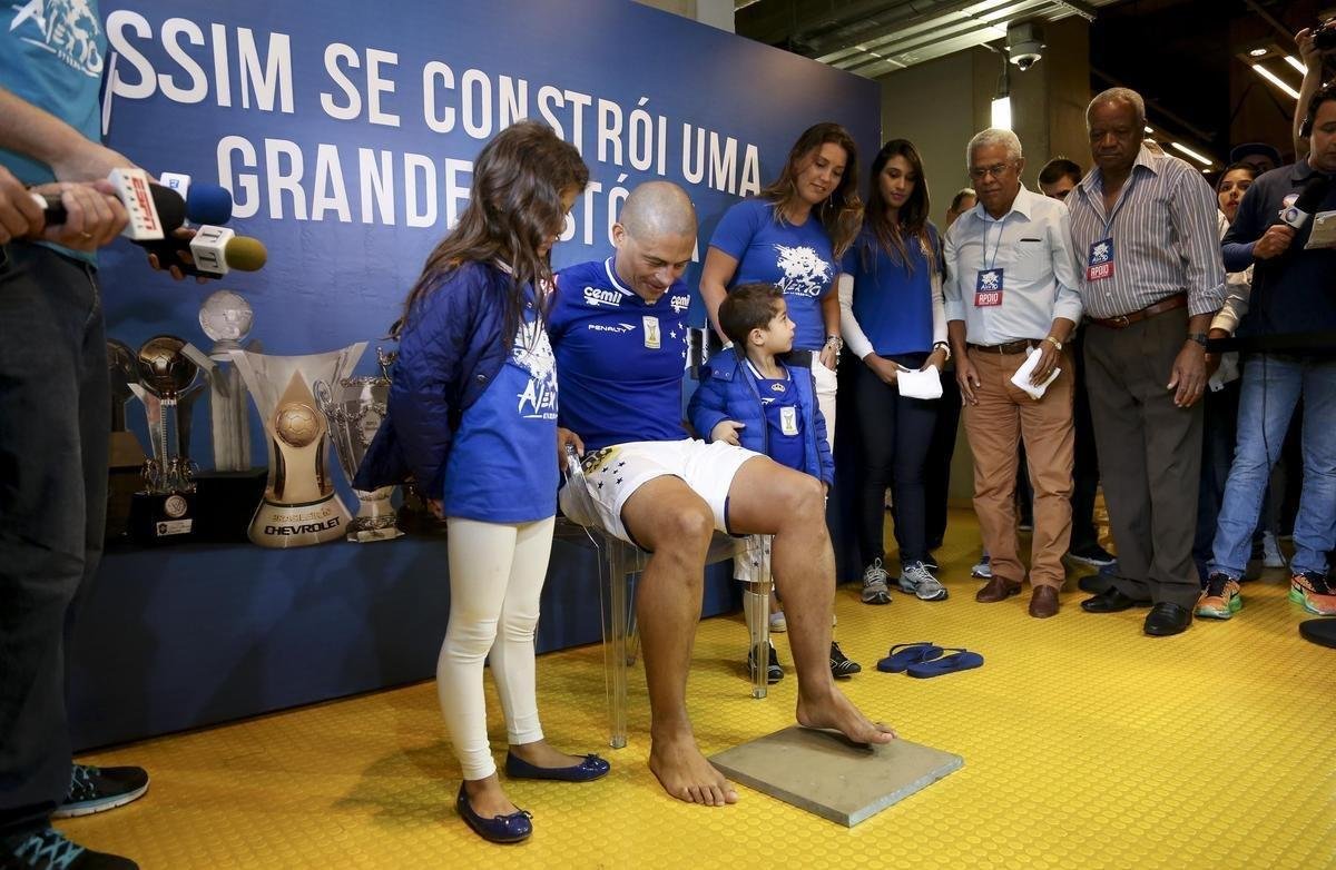 Jogo Trplice Coroa x dolos Eternos, no Mineiro