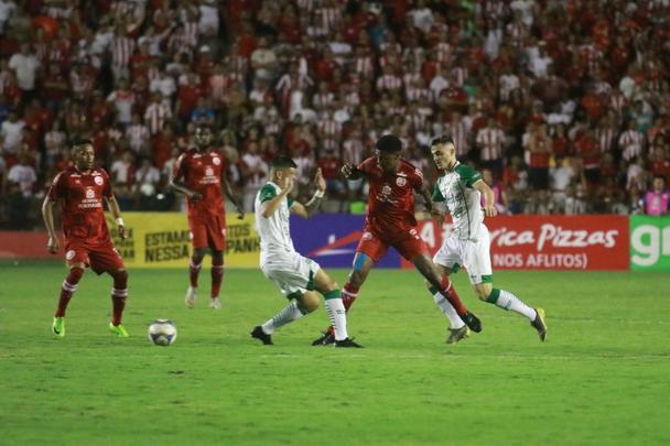 Partida entre Juventude e Náutico pela semifinal da Série C