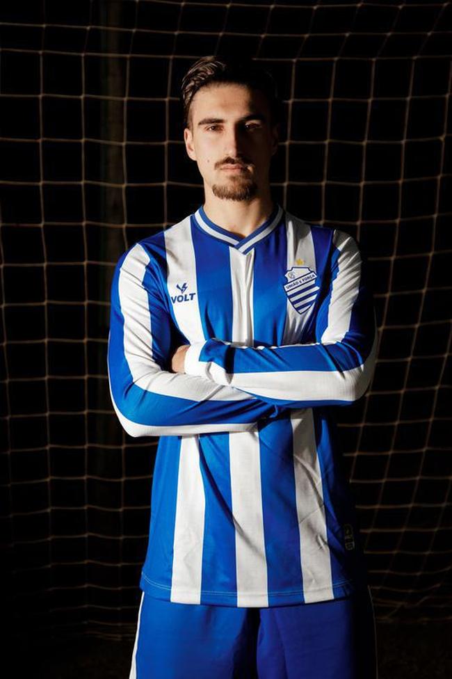 Camisas com mangas longas de Amrica, Botafogo-SP, CSA, Cricima, Figueirense, Remo, Santa Cruz e Vitria