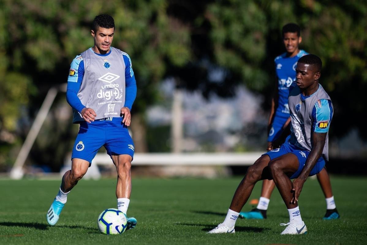 Sob o comando de Rogério Ceni, Cruzeiro treinou nesta sexta-feira na Toca da Raposa para o duelo contra o Santos, pela 15° rodada do Campeonato Brasileiro
