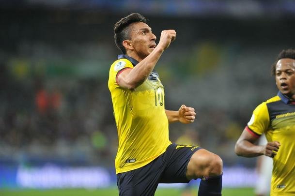 Equador e Japo se enfrentaram no Mineiro pela terceira rodada do Grupo C da Copa Amrica