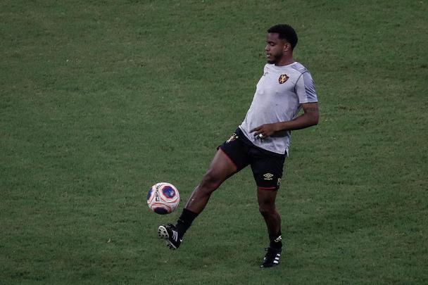 Equipes se enfrentaram na Arena pela terceira rodada do Campeonato Pernambucano