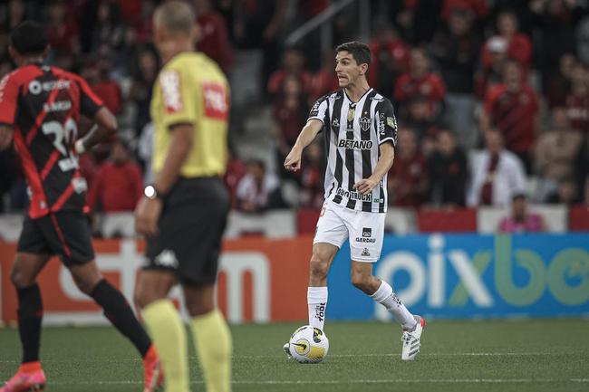 Neste domingo (17), o Atltico enfrentou o Athletico-PR pela segunda rodada da Srie A do Campeonato Brasileiro. A partida foi realizada na Arena da Baixada, em Curitiba.