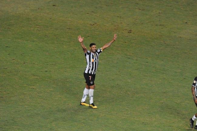 Fotos da vitria do Atltico por 2 a 0 sobre Atltico-GO pelo Campeonato Brasileiro