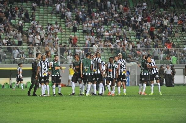 Fotos do jogo entre Atltico e Grmio