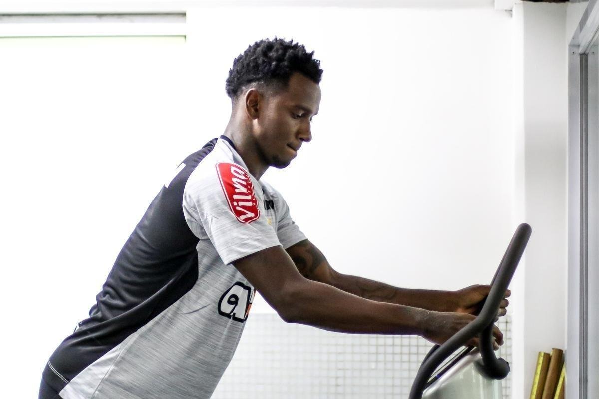 Veja fotos dos jogadores do Atltico no dia da reapresentao