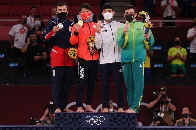 Luta e premiação de Daniel Cargnin, bronze no judô em Tóquio