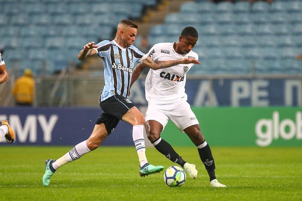Grmio jogou melhor e conseguiu vitria por 2 a 0 sobre o Atltico na Arena, em Porto Alegre, pela 13 rodada do Campeonato Brasileiro