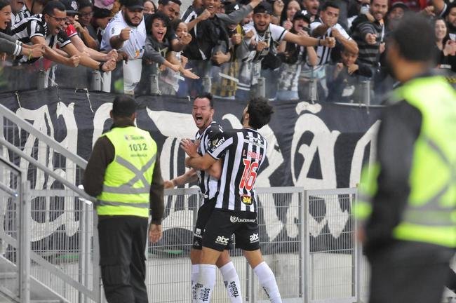 Atltico buscou virada eletrizante sobre o Fortaleza no Mineiro 