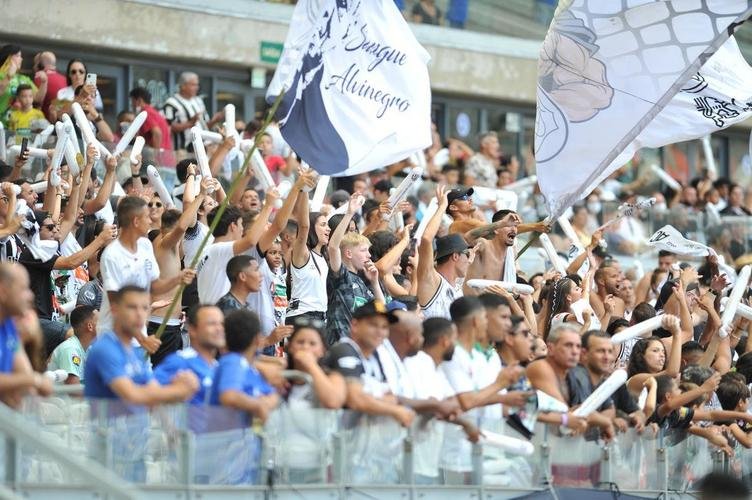 Fotos das torcidas de Athletic e Cruzeiro, no Mineiro, em Belo Horizonte, pela semifinal do Campeonato Mineiro