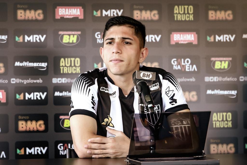 Jefferson Savarino - Comprado junto ao Real Salt Lake, dos Estados Unidos, o venezuelano comeou bem a trajetria no Galo. Com dribles, o velocista ganhou a confiana do torcedor. Em cinco jogos, fez um gol.
