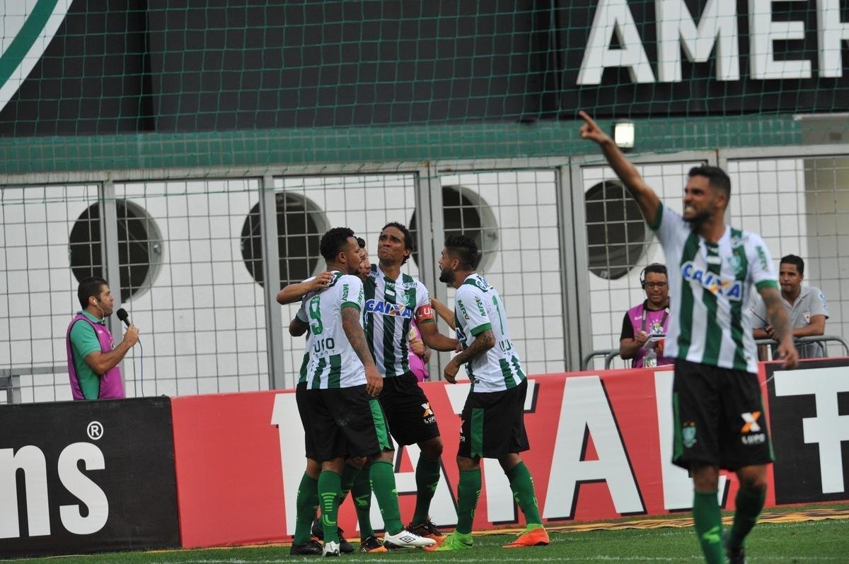 Zagueiro americano Rafael Lima marcou o gol do ttulo sobre o CRB e emocionou o Independncia